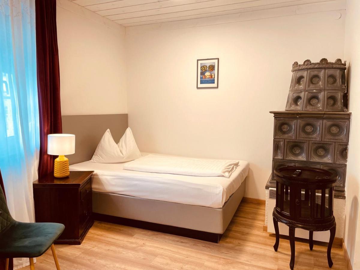 Gaestehaus Am Stadtpark Vocklabruck Ngoại thất bức ảnh