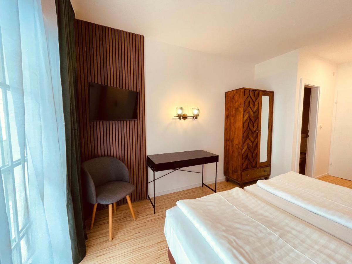 Gaestehaus Am Stadtpark Vocklabruck Ngoại thất bức ảnh
