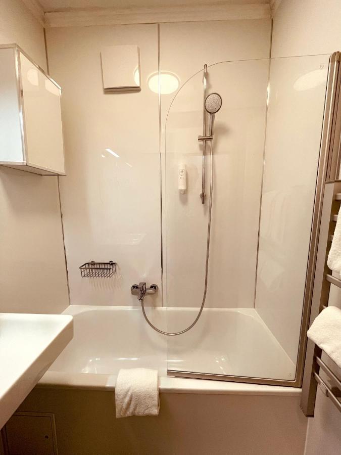 Gaestehaus Am Stadtpark Vocklabruck Ngoại thất bức ảnh