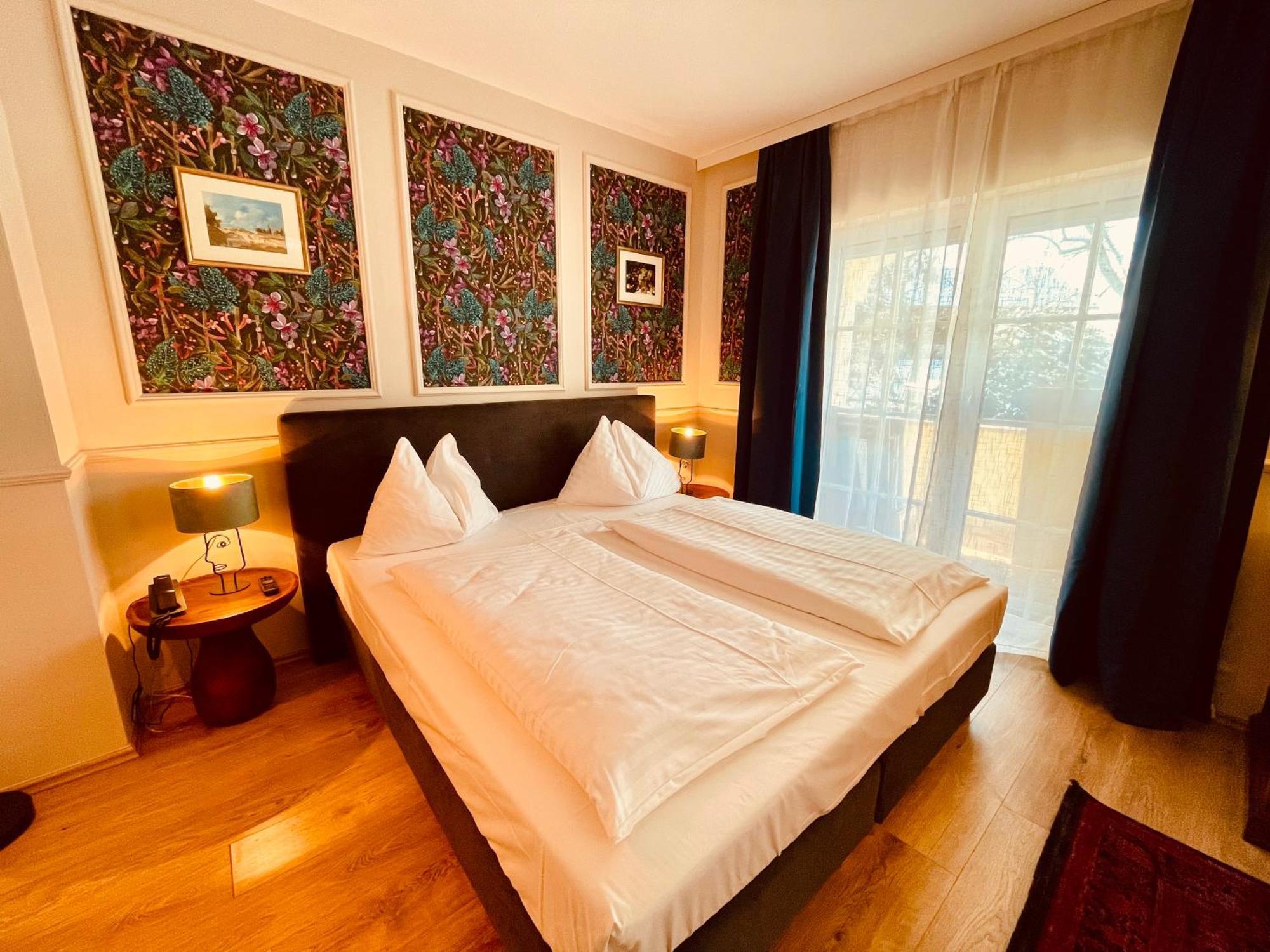 Gaestehaus Am Stadtpark Vocklabruck Ngoại thất bức ảnh